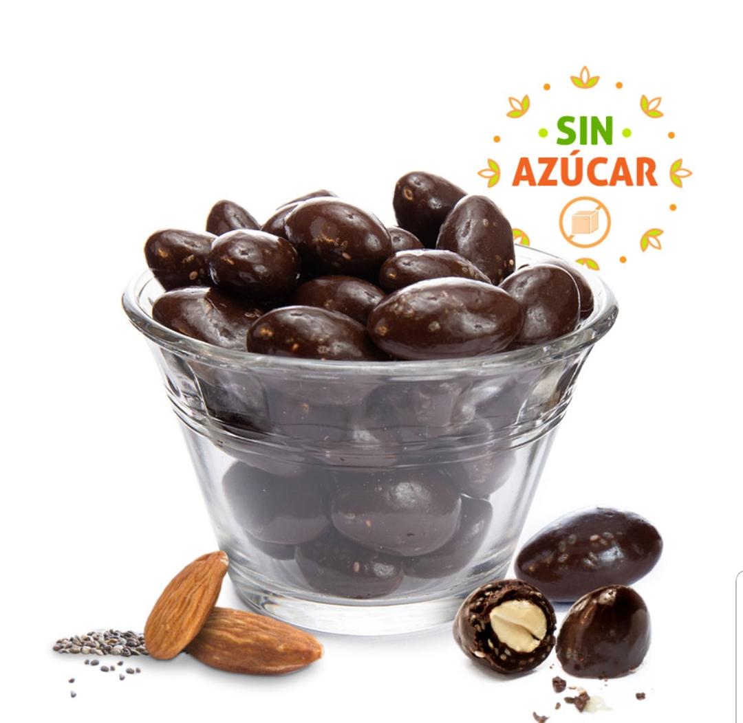 Almendra Enchocolatada con Chia
